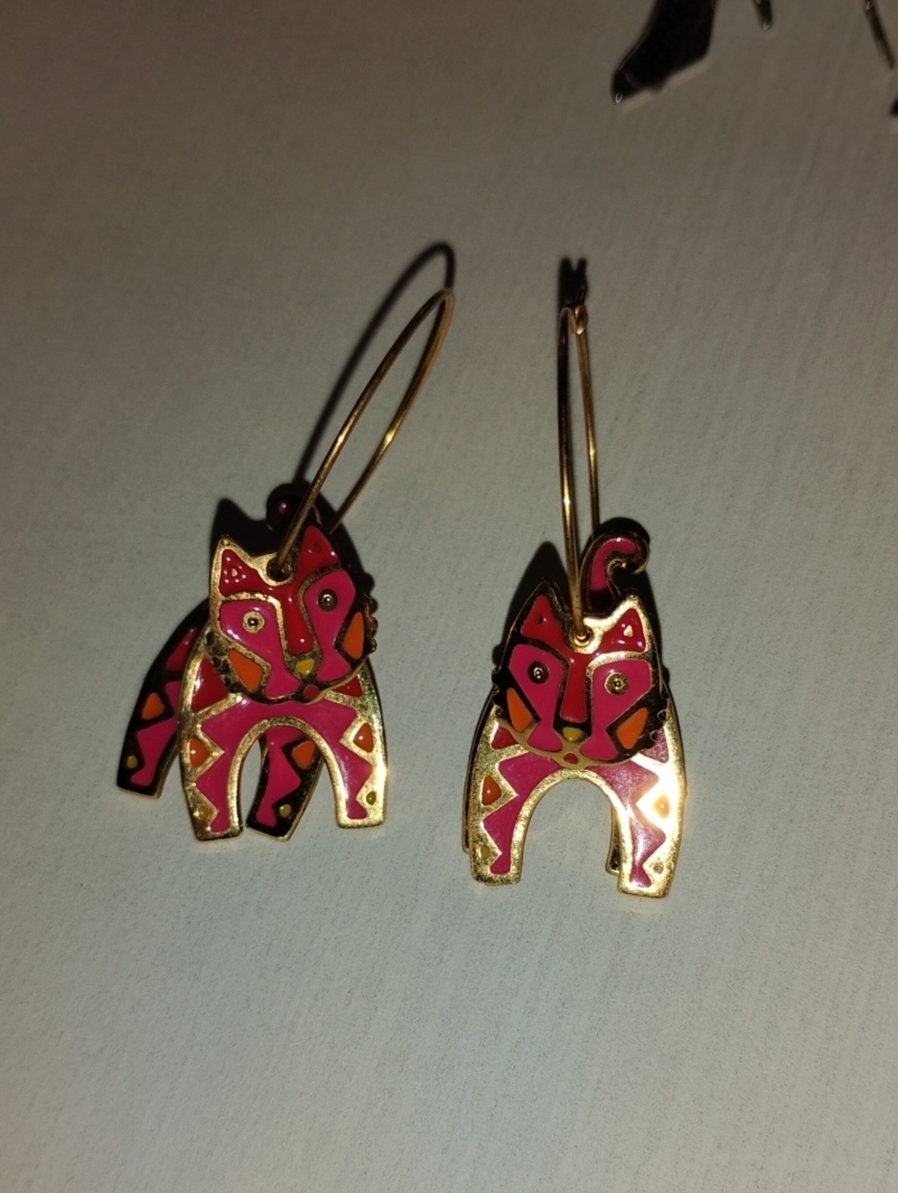 Edgar Berevi Gold-Tone Pink Cat Dangle Earrings NWOT